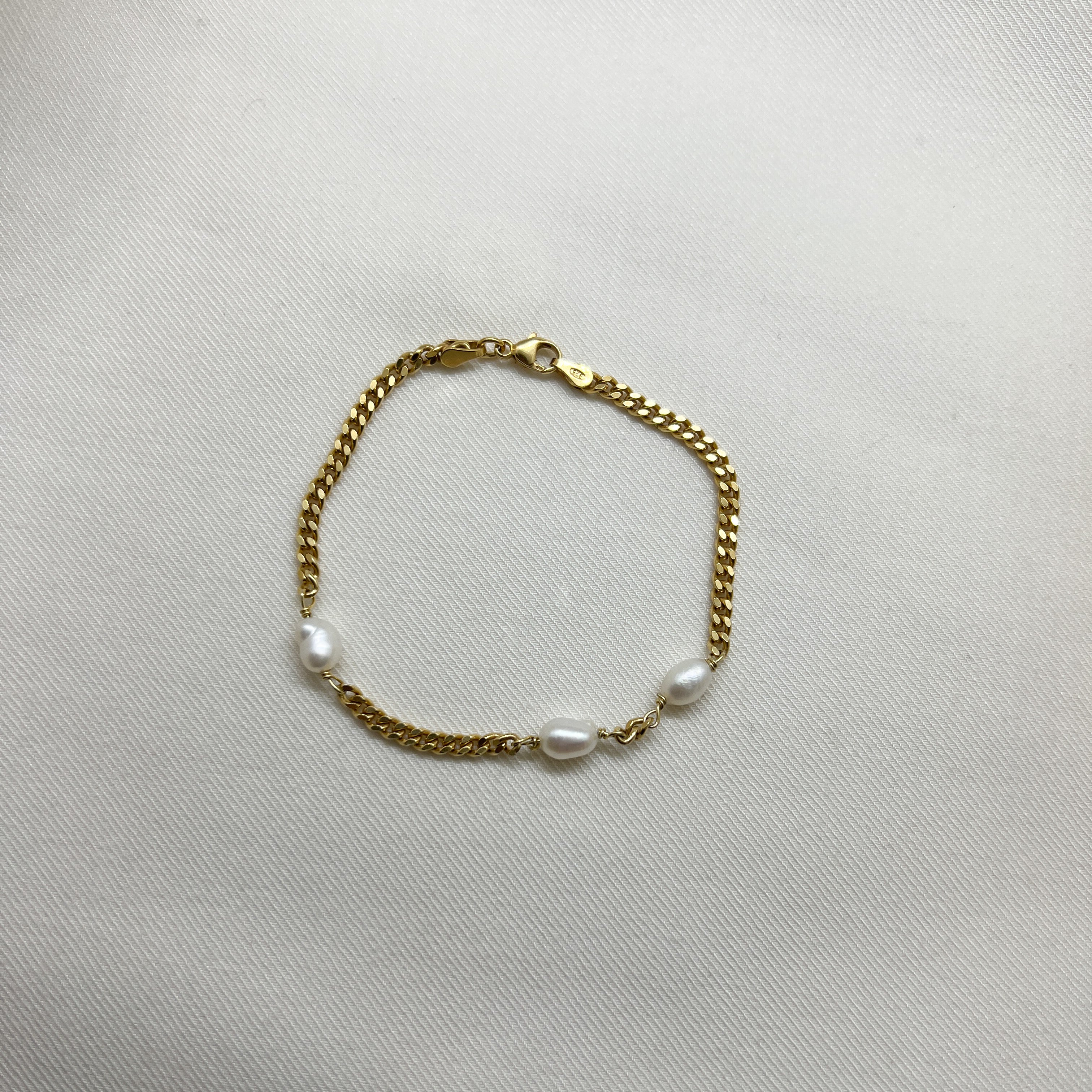 Rice pearl bracelet